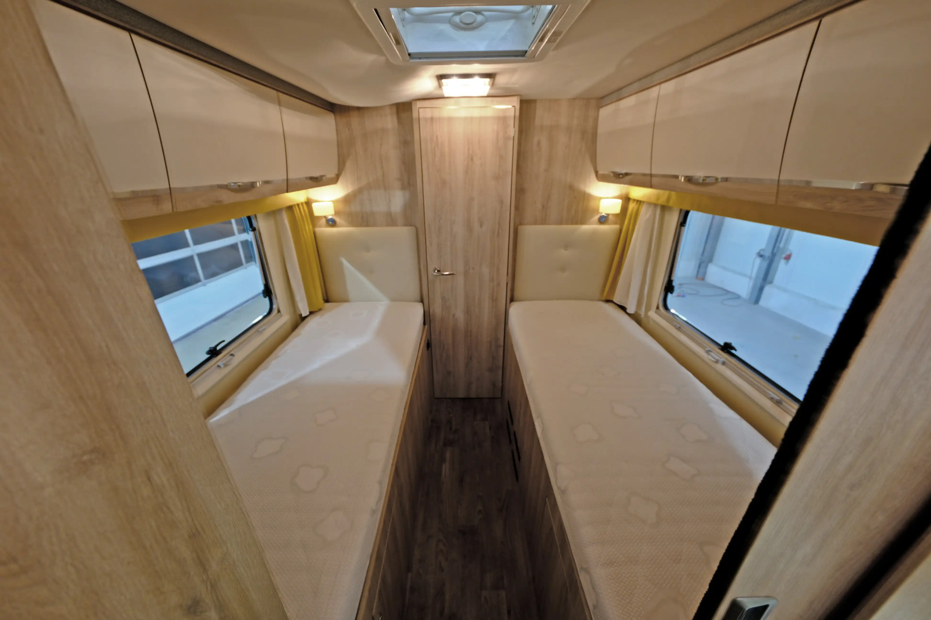 EURAMOBIL Profila T 730 EB